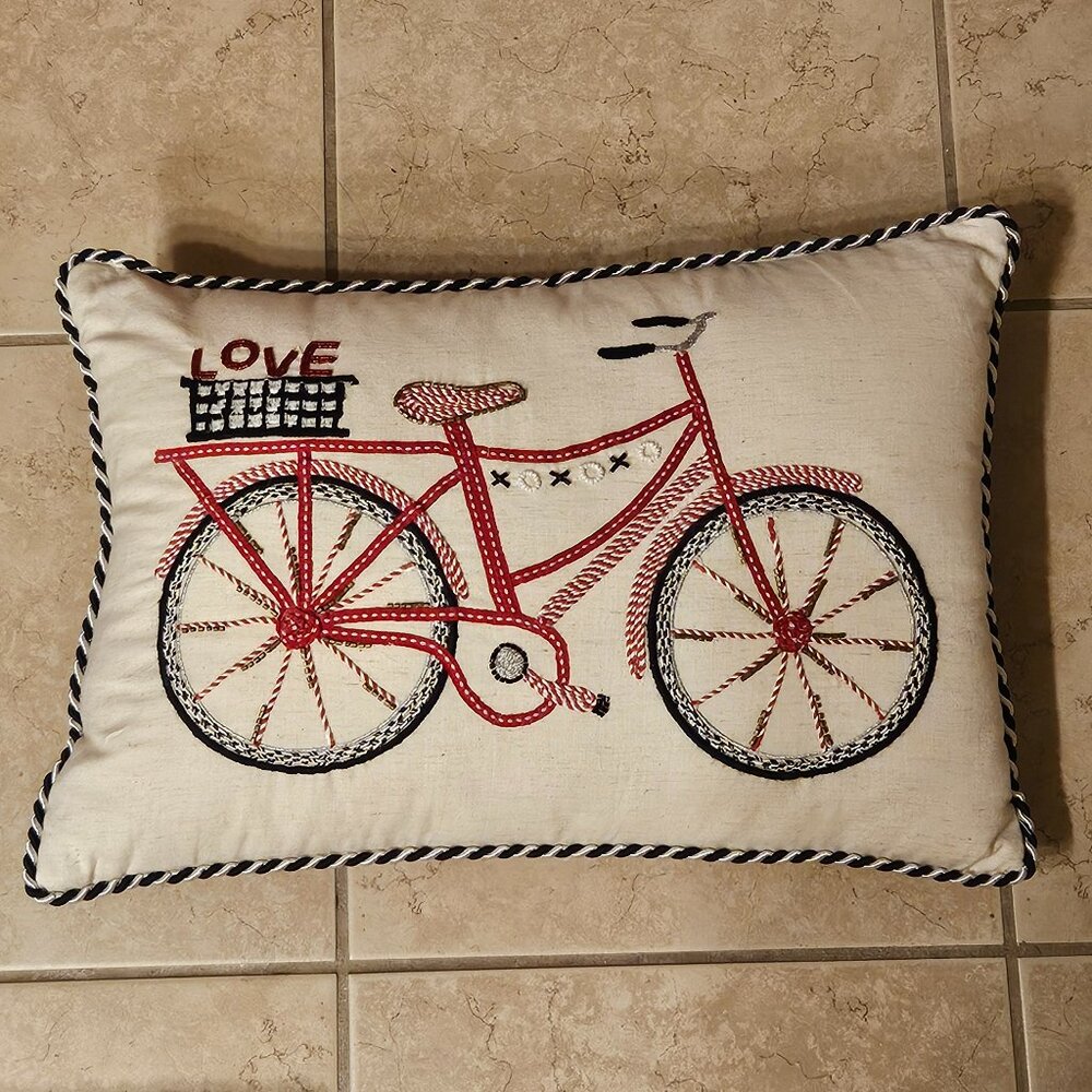 RARE MACKENZIE CHILDS BICYCLE LOVE COURTLY CHECK COTTON THROW ACCENT PILLOW